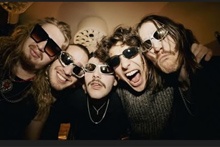 Whats-On-Blue-Benders-Carlas-Öland